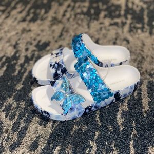 Dazzle Razzle Sandal